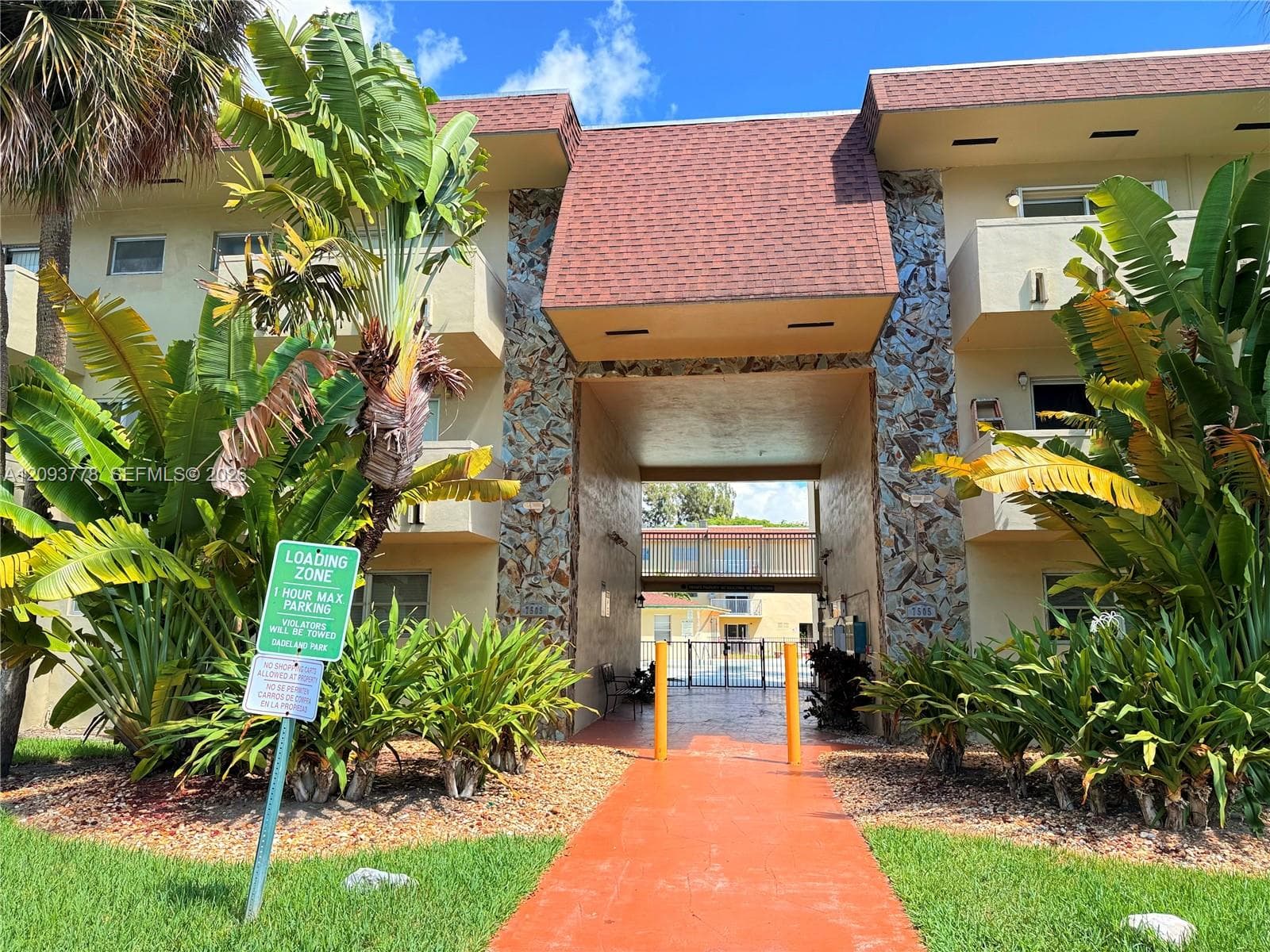 DADELAND PARK CONDO · #305 in Miami - Photo 1