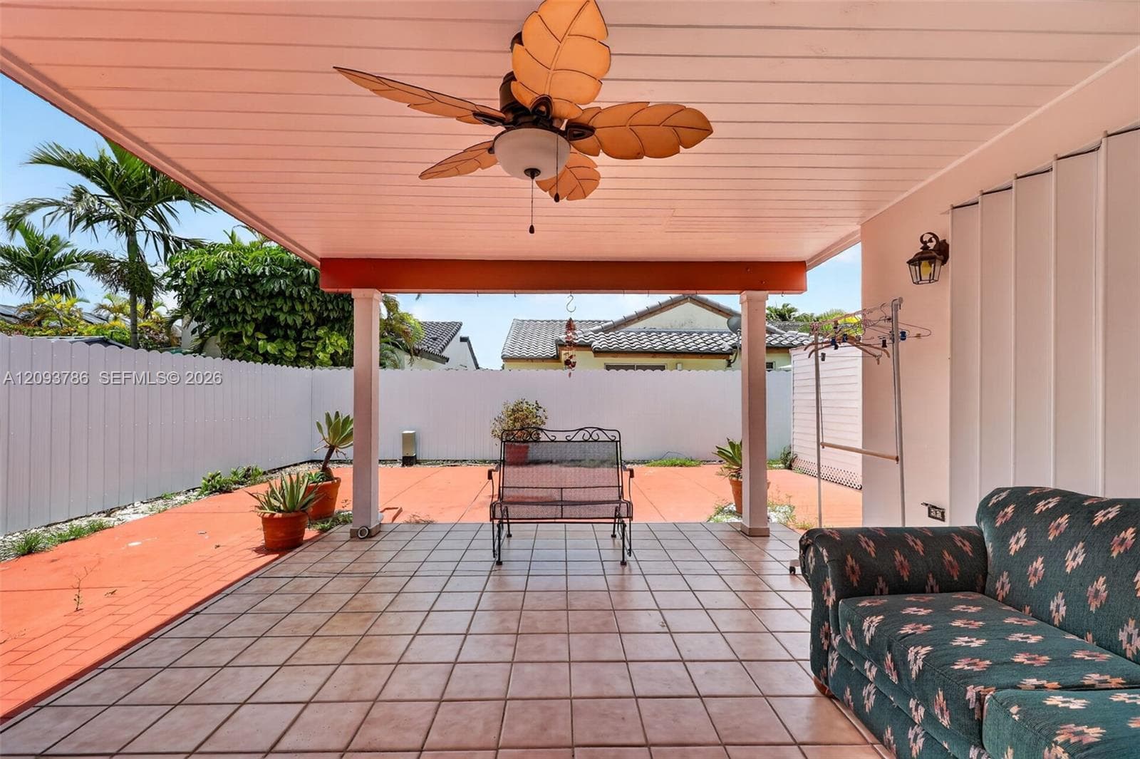 13440 SW 28th St photo 36