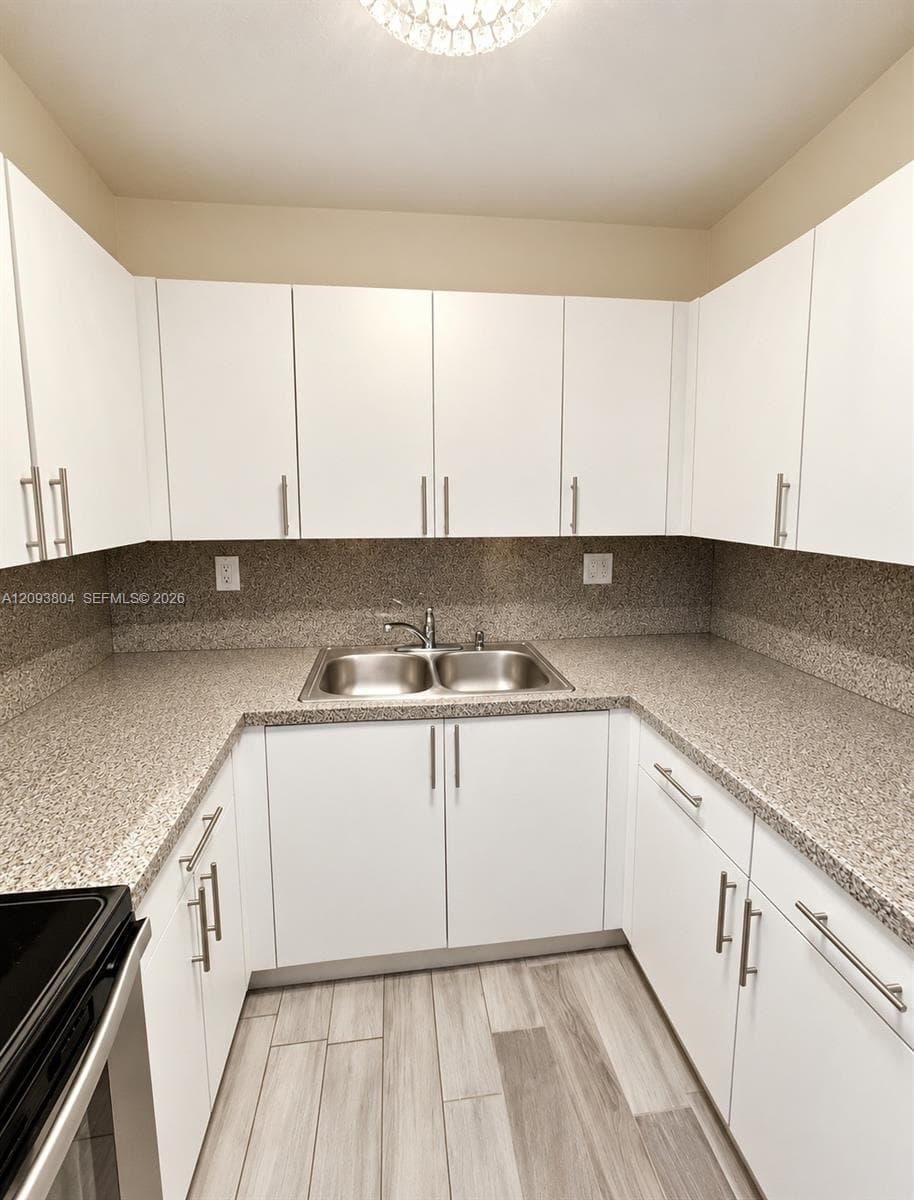 CAMBRIDGE CONDOMINIUMS · #110 in Hialeah - Photo 7