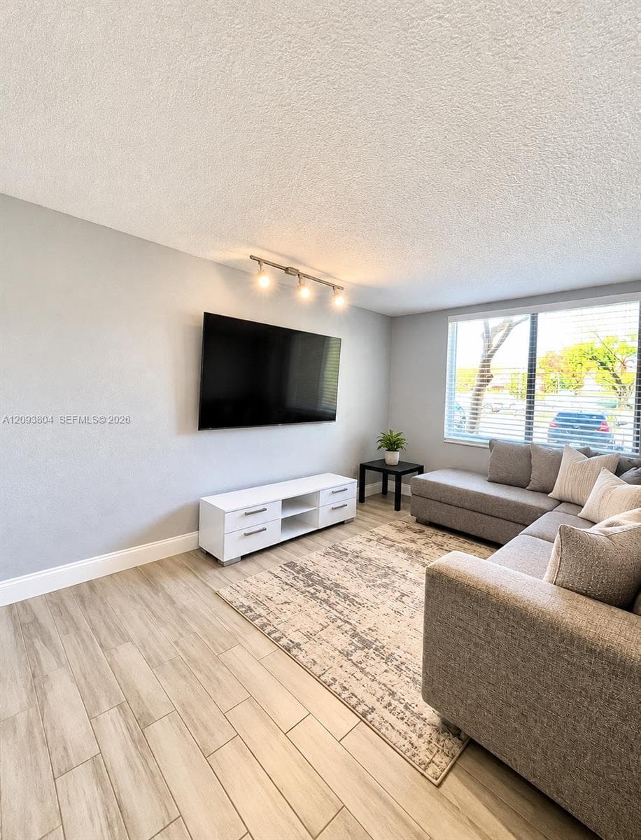 CAMBRIDGE CONDOMINIUMS · #110 in Hialeah - Photo 3