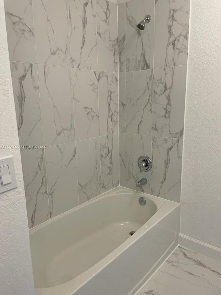 1270 NW 4th Ln #1 photo 6