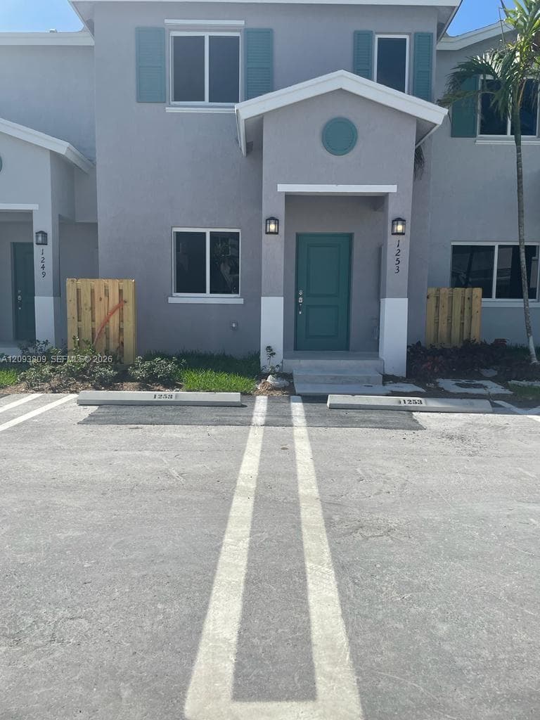 1270 NW 4th Ln #1 photo 13