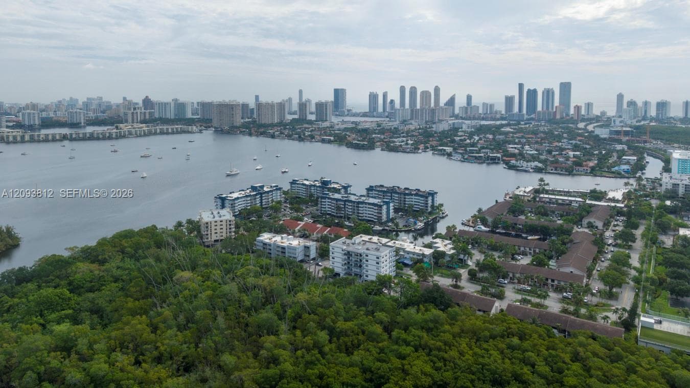 EASTERN PARKVIEW CONDO · #202 in North Miami Beach - Photo 27