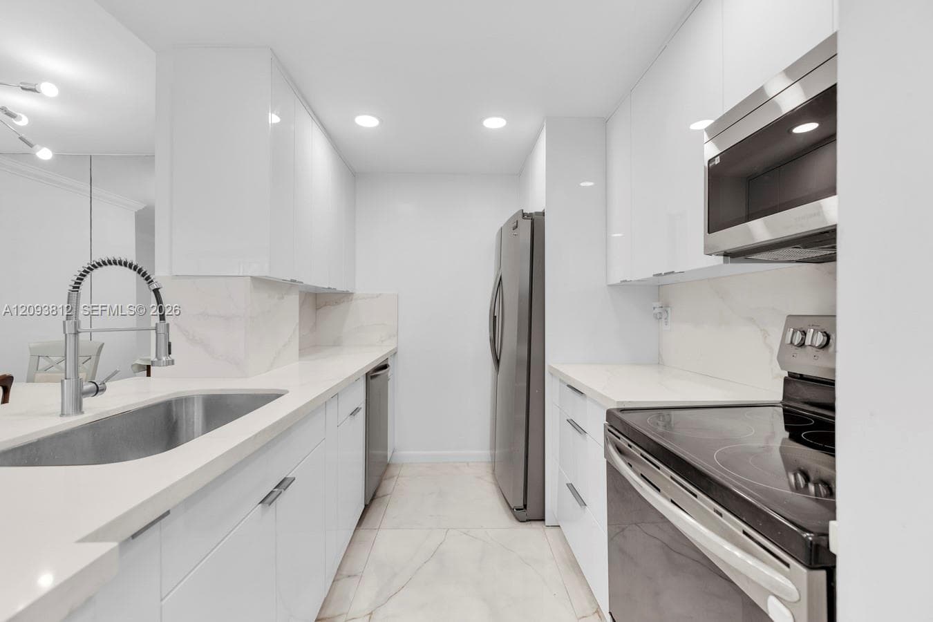 EASTERN PARKVIEW CONDO · #202 in North Miami Beach - Photo 5