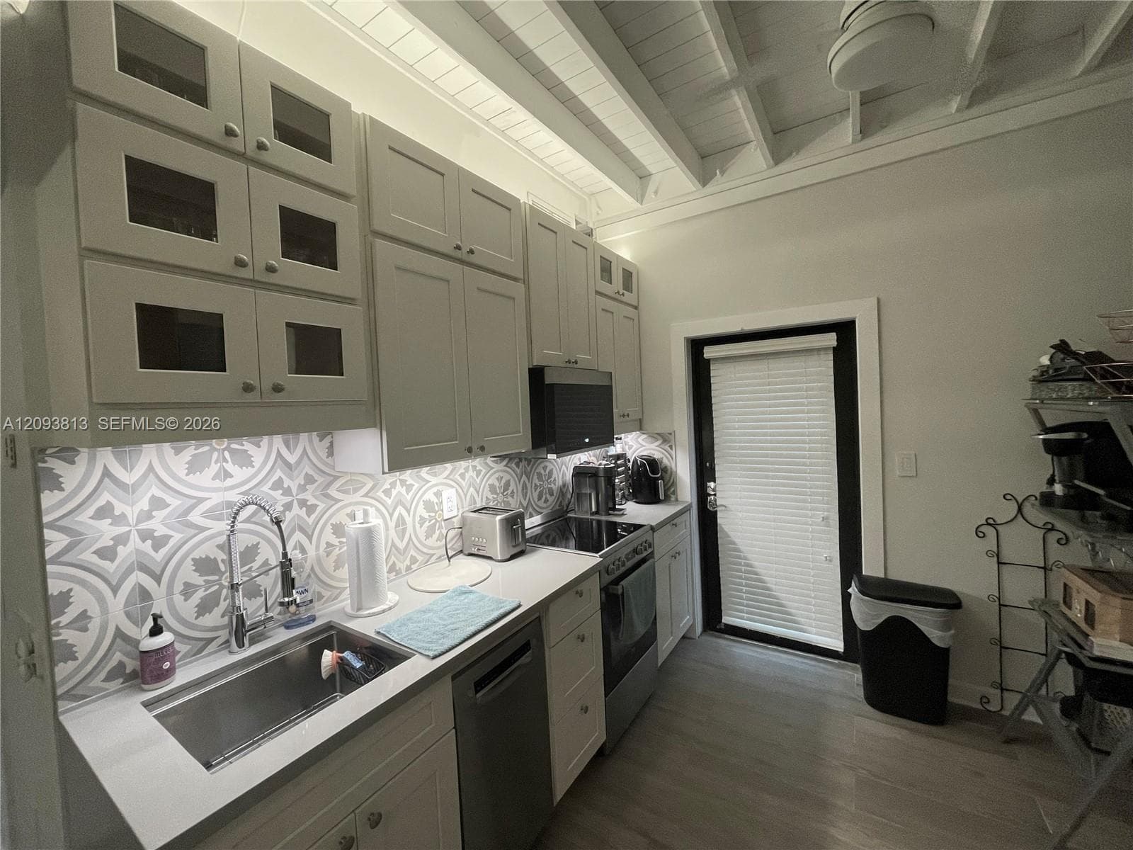 1301 MILAN AVE #5 photo 9