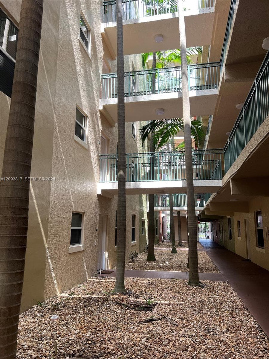Park Place Condo · #103 in West Palm Beach - Photo 21