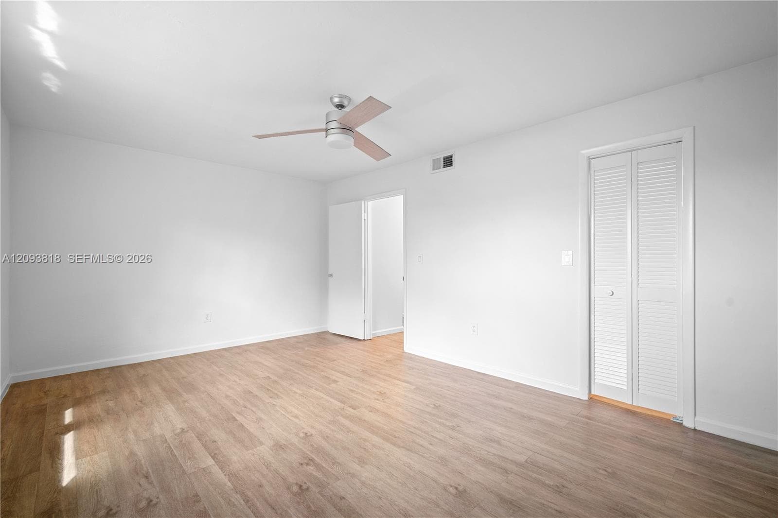 17086 NW 55th Ave photo 26