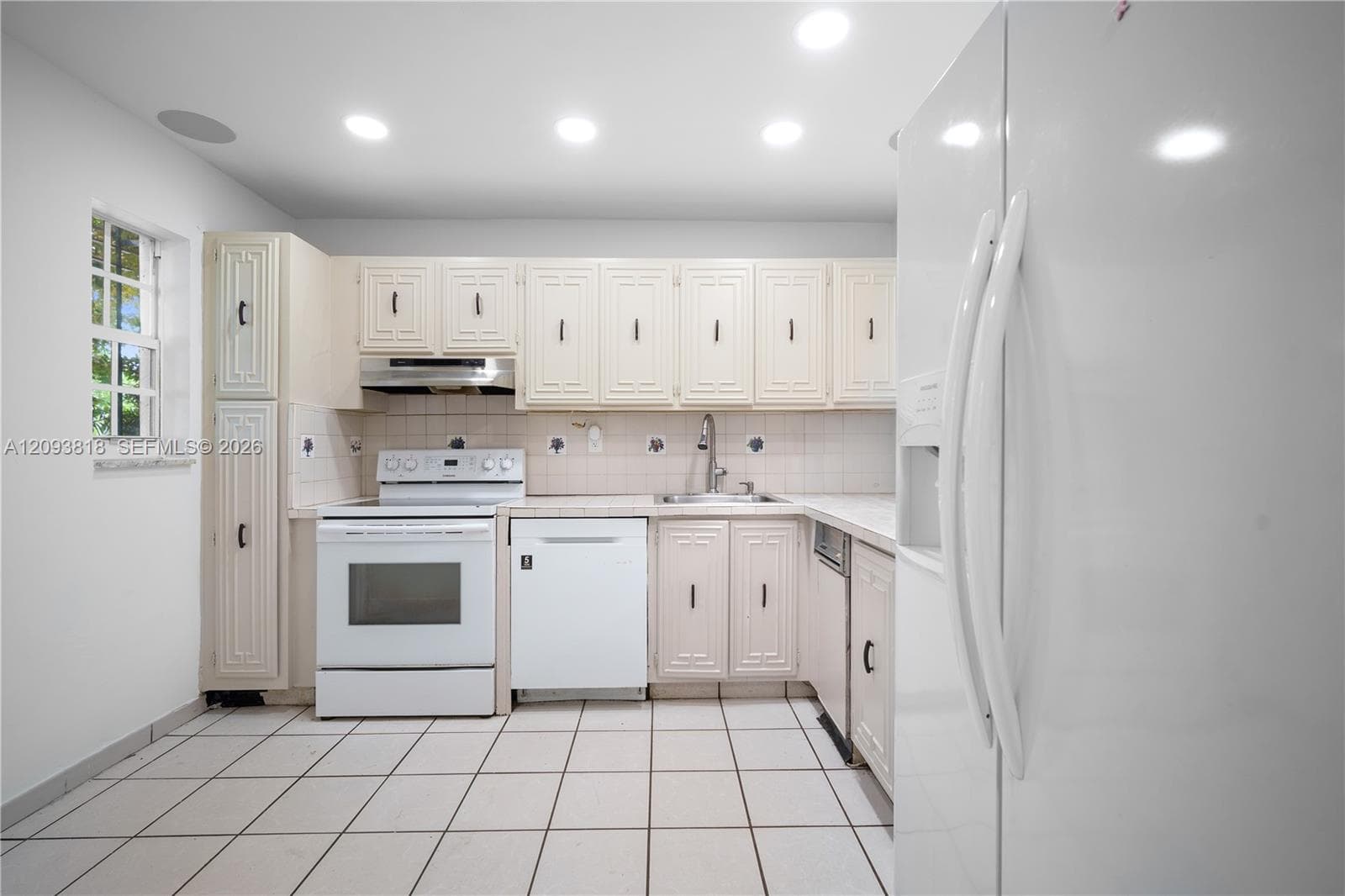 17086 NW 55th Ave photo 8