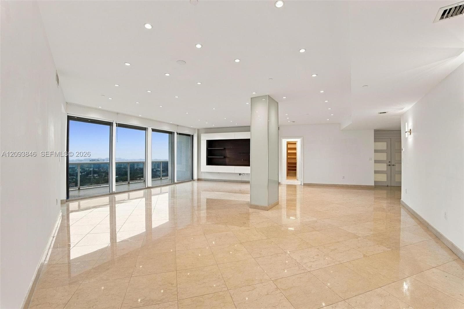 Majestic Tower · #1508 in Bal Harbour - Photo 3