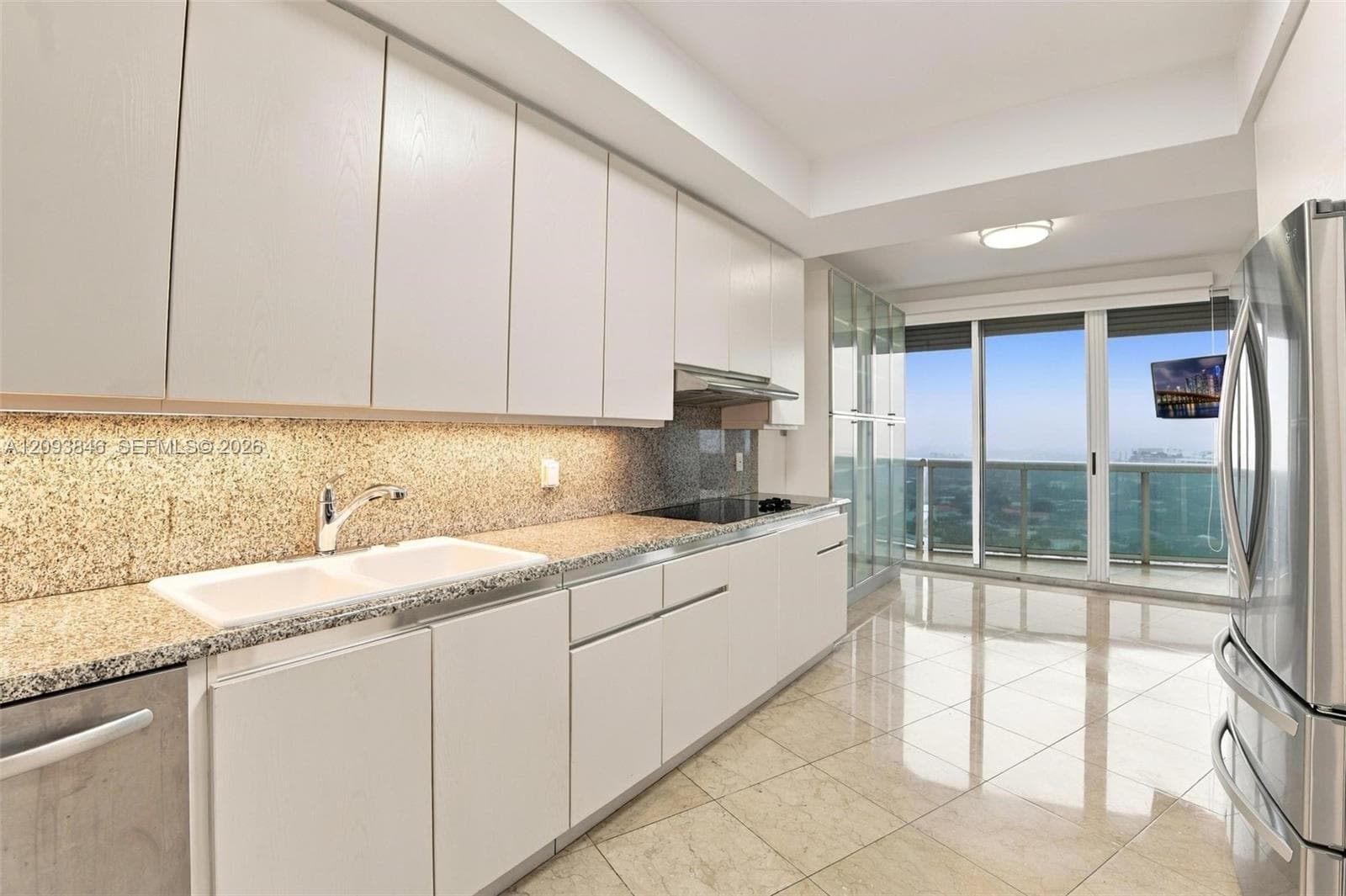Majestic Tower · #1508 in Bal Harbour - Photo 11