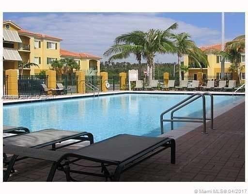 PALM GARDENS AT DORAL CON · #102 in Doral - Photo 17