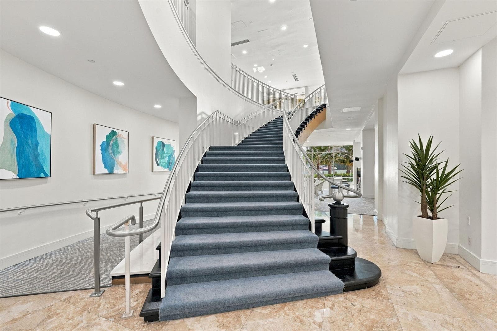 29-web-or-mls-2670_E_Sunrise_Blvd_Unit_1