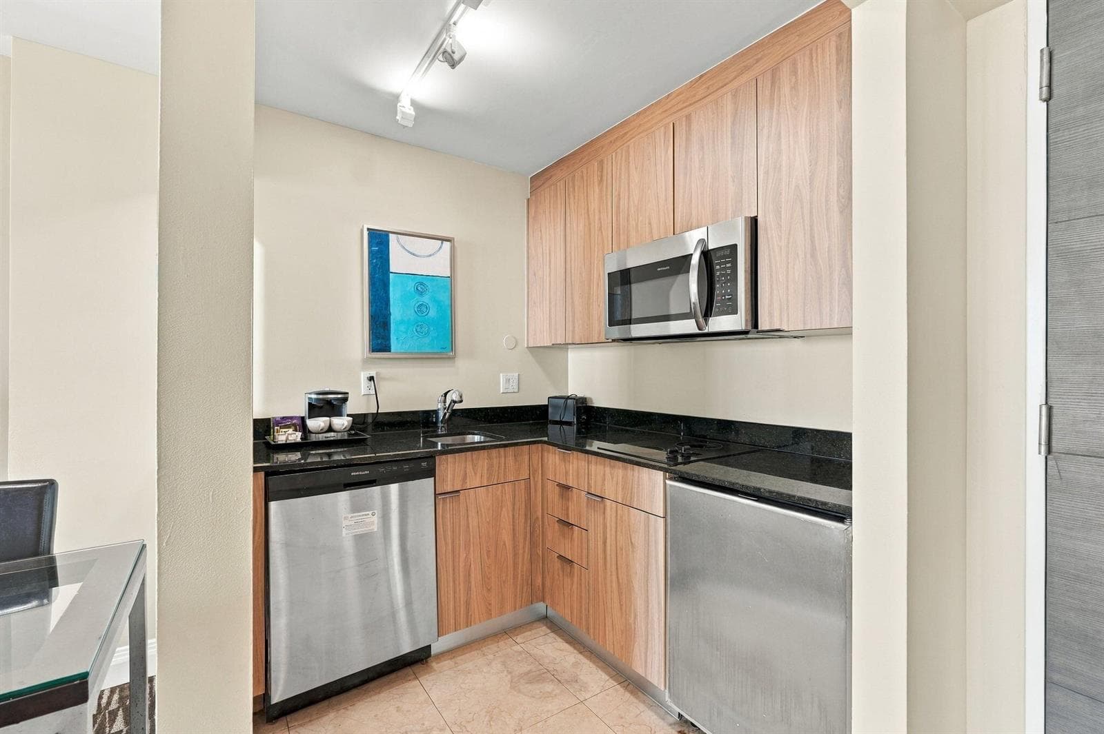 18-web-or-mls-2670_E_Sunrise_Blvd_Unit_1