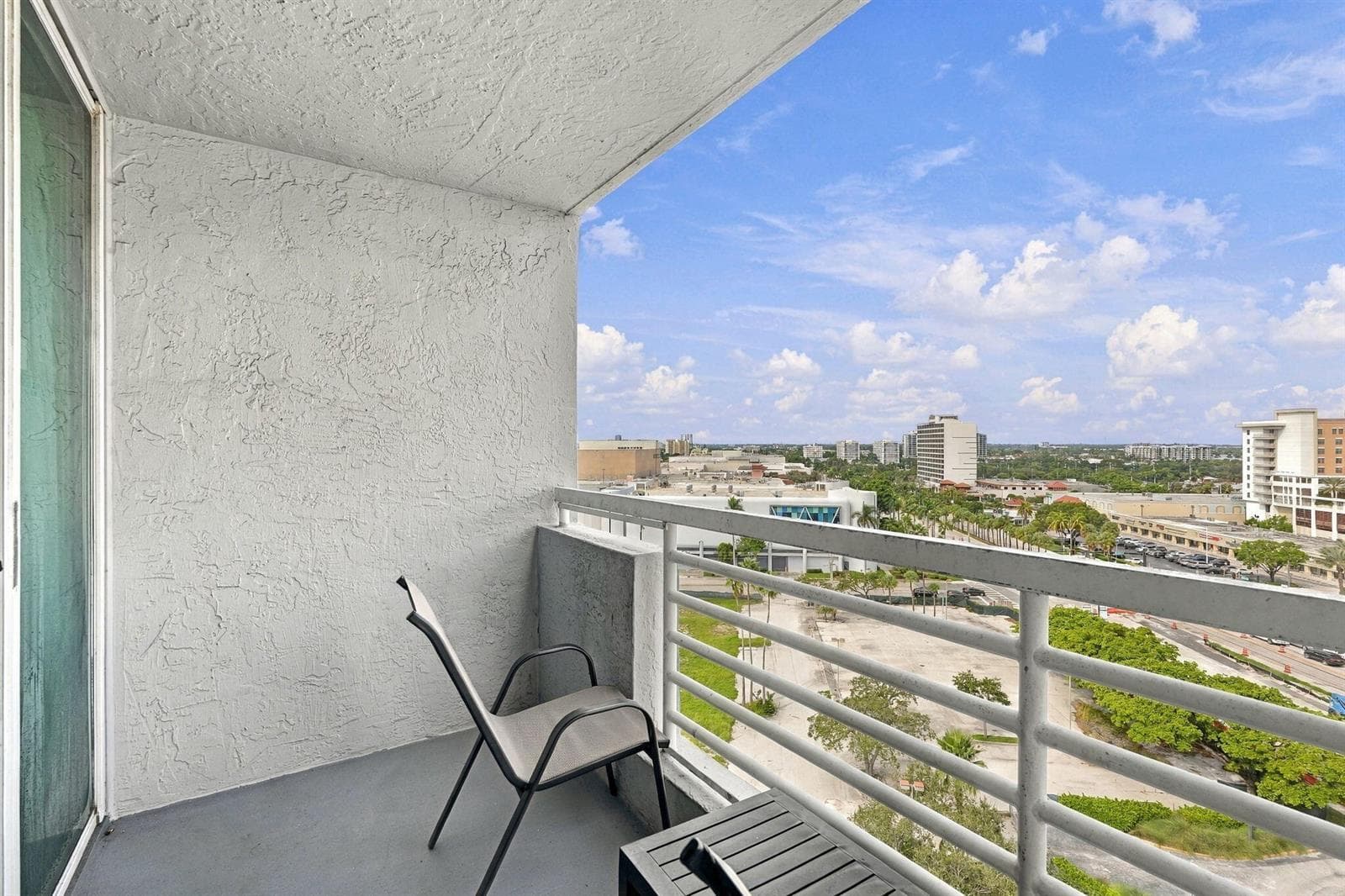 23-web-or-mls-2670_E_Sunrise_Blvd_Unit_1
