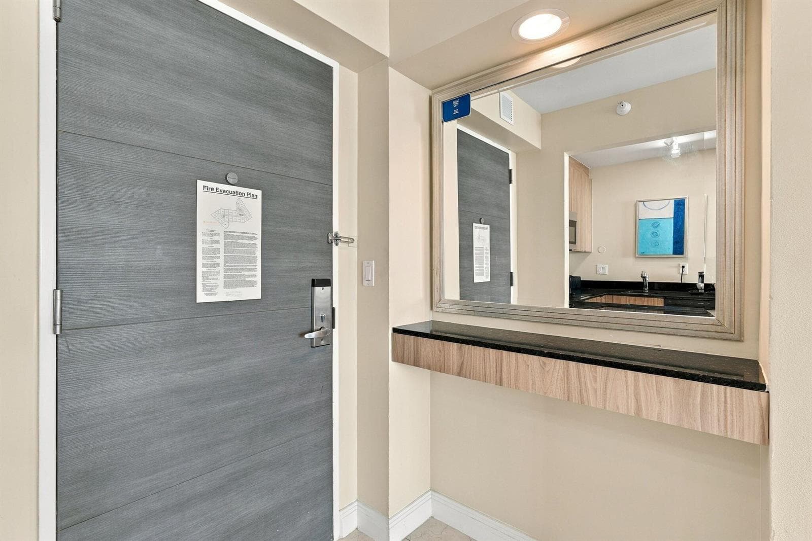 21-web-or-mls-2670_E_Sunrise_Blvd_Unit_1