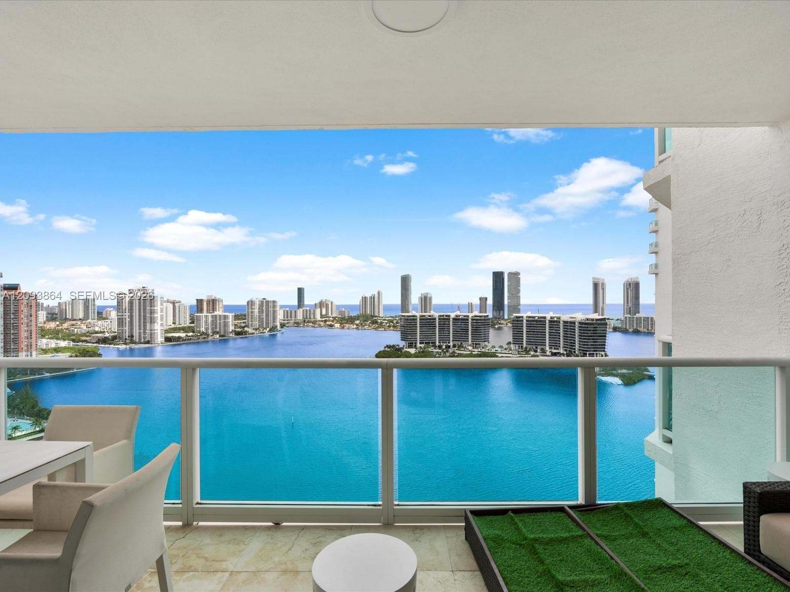 Peninsula II · #2706 in Aventura - Photo 36