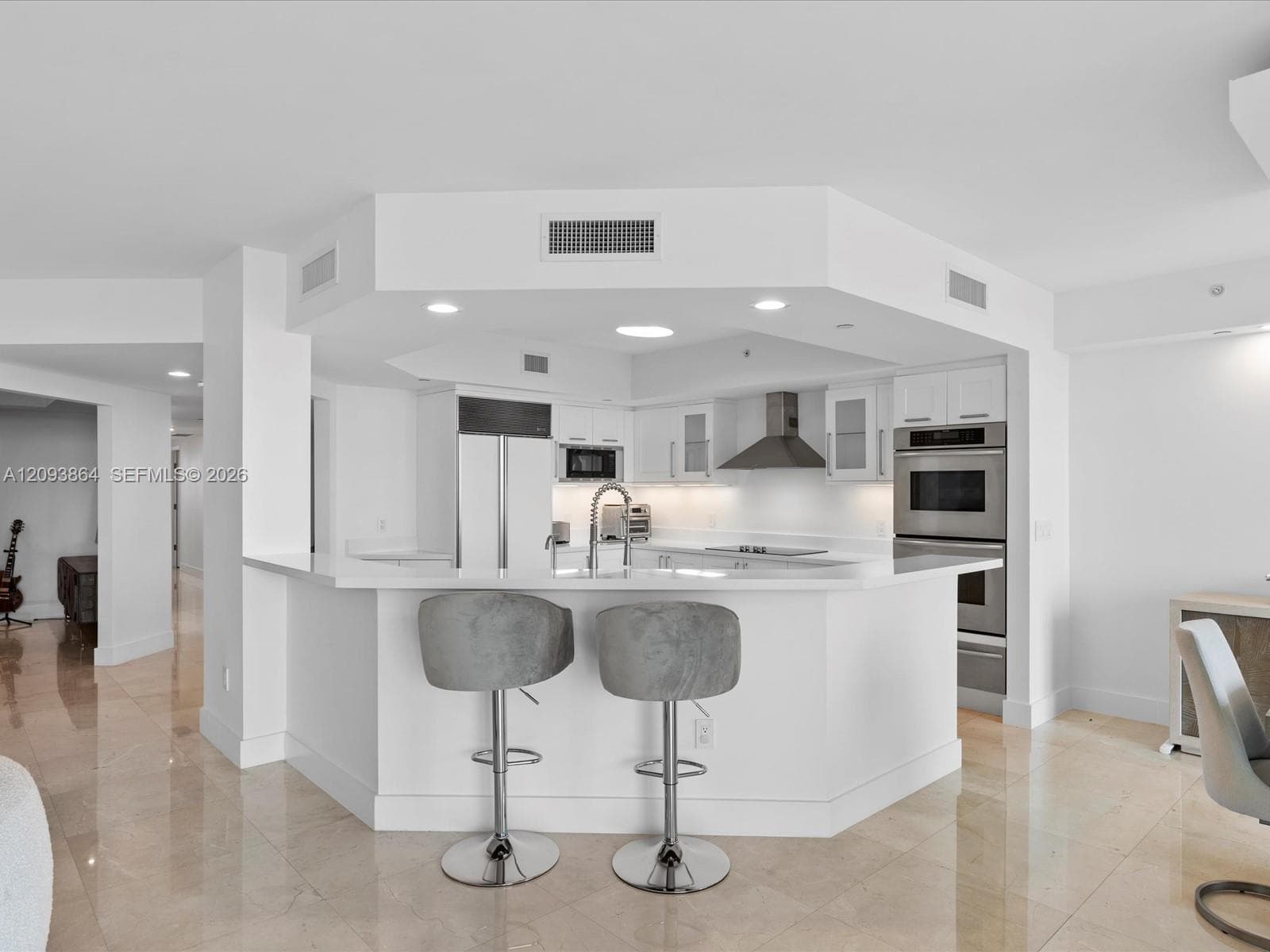 Peninsula II · #2706 in Aventura - Photo 9