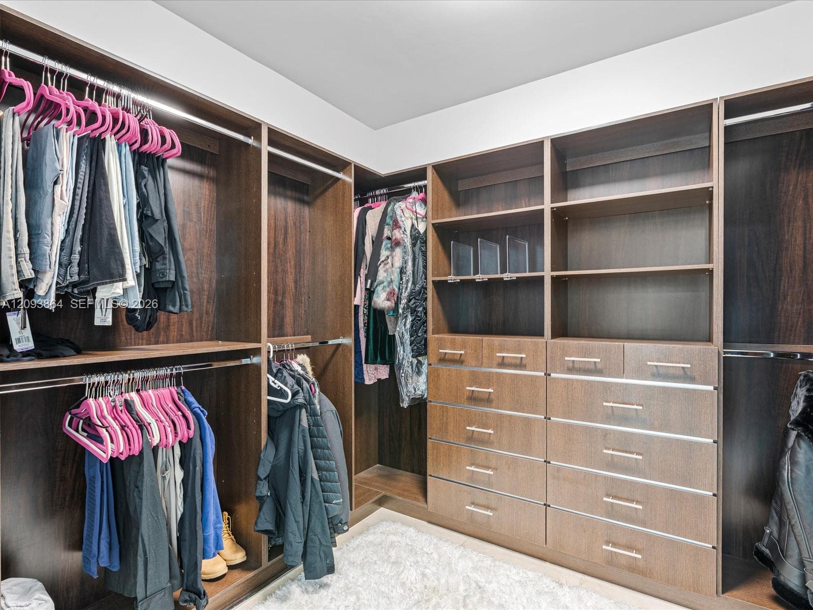 Peninsula II · #2706 in Aventura - Photo 18