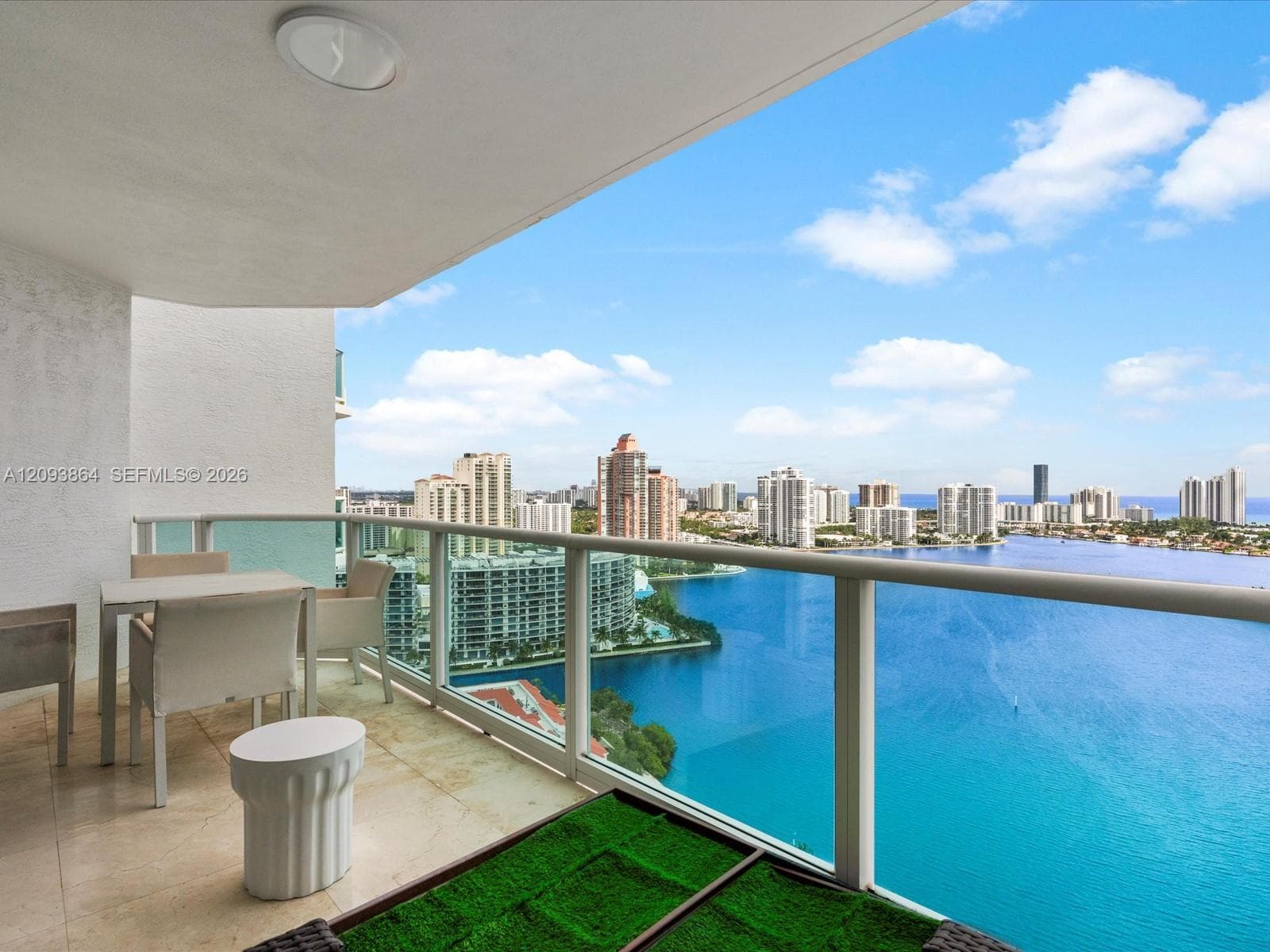 Peninsula II · #2706 in Aventura - Photo 37
