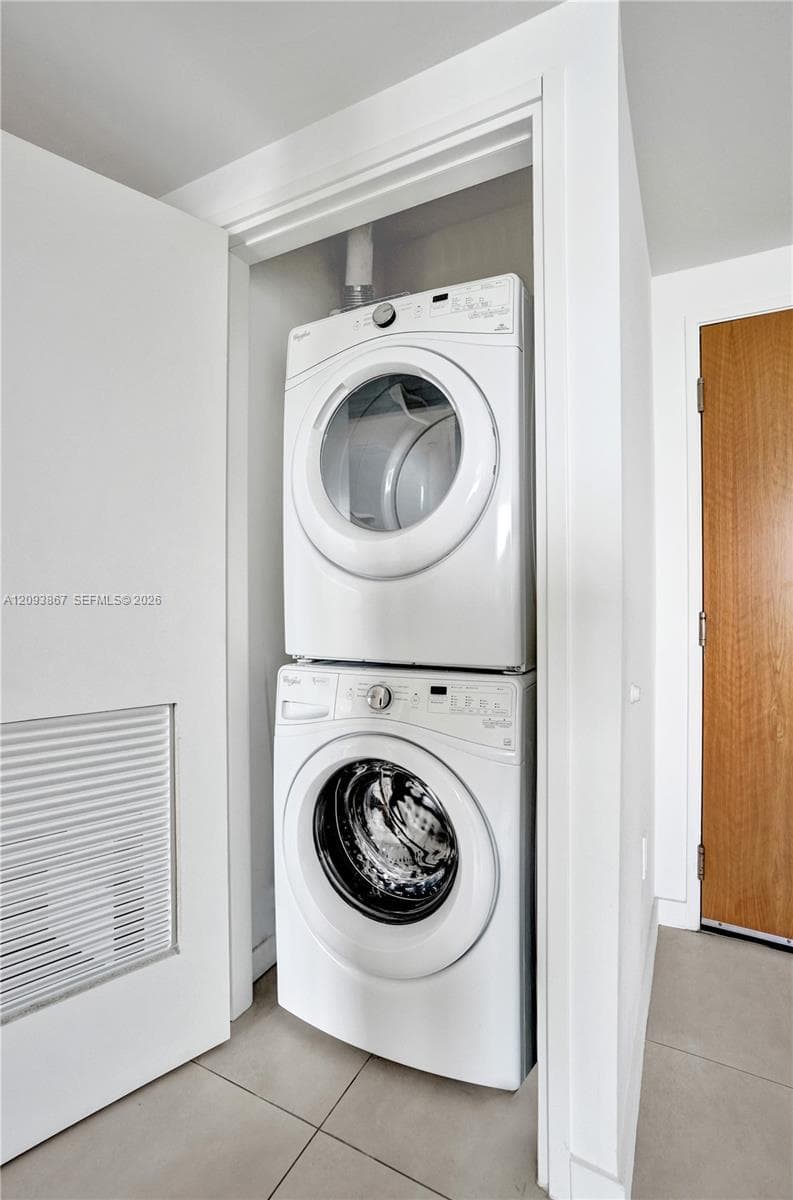 TIFFAN Y HOUSE · #1212 in Fort Lauderdale - Photo 20