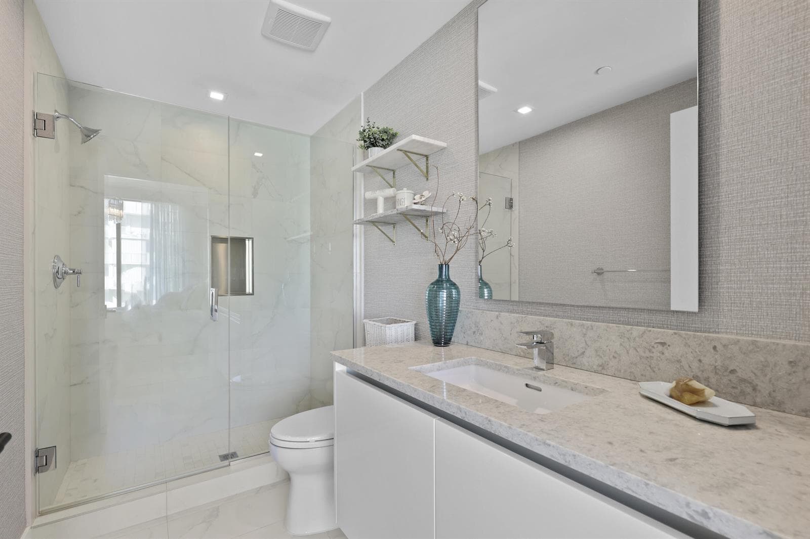Guest Ensuite Bathroom