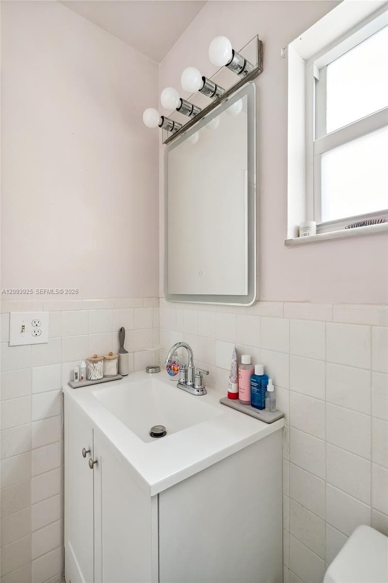 PALMVIEW CONDOMINIUM · #10 in Hollywood - Photo 15