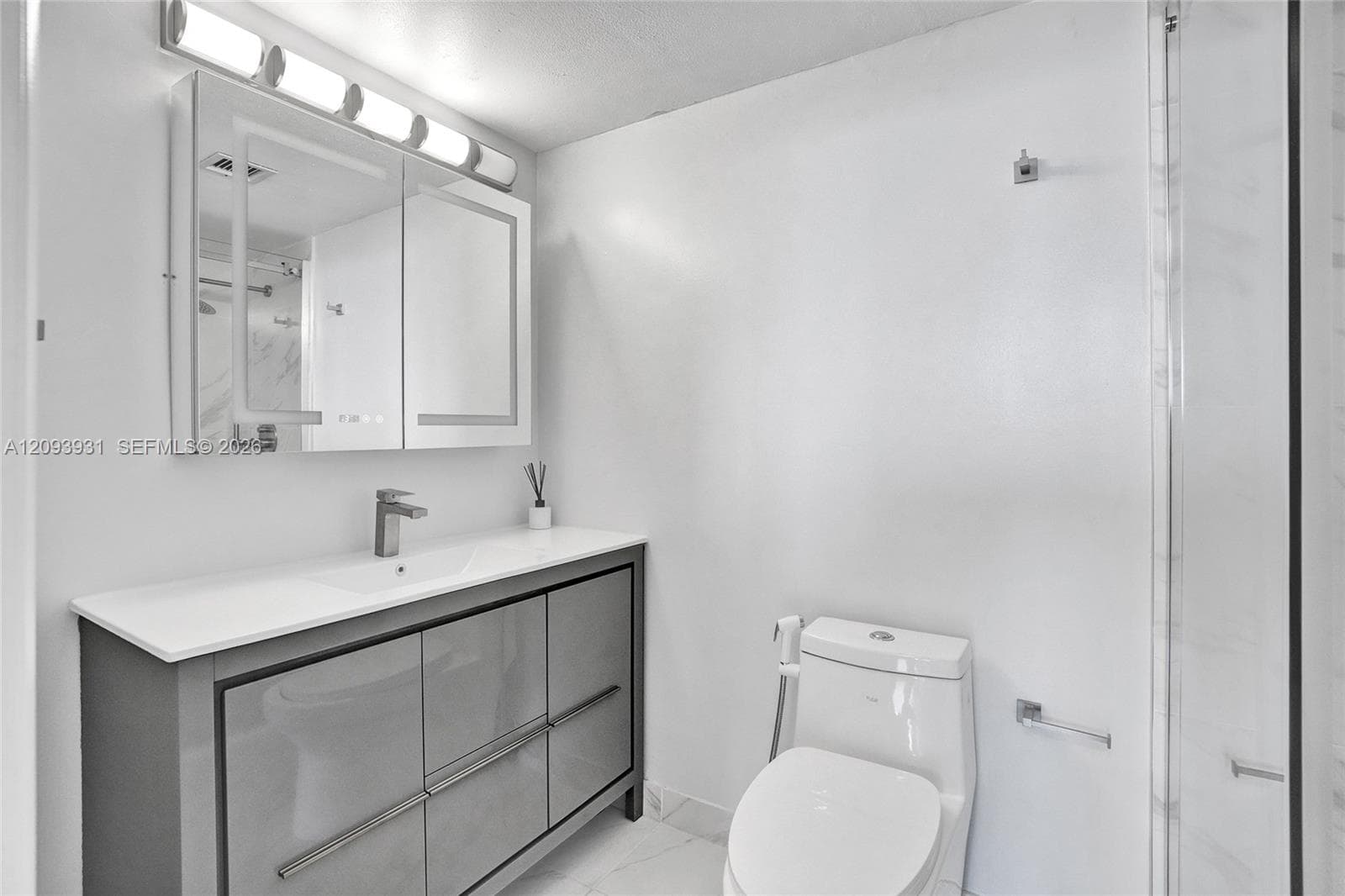 KENNEDY HOUSE CONDO · #9I in North Bay Village - Photo 26