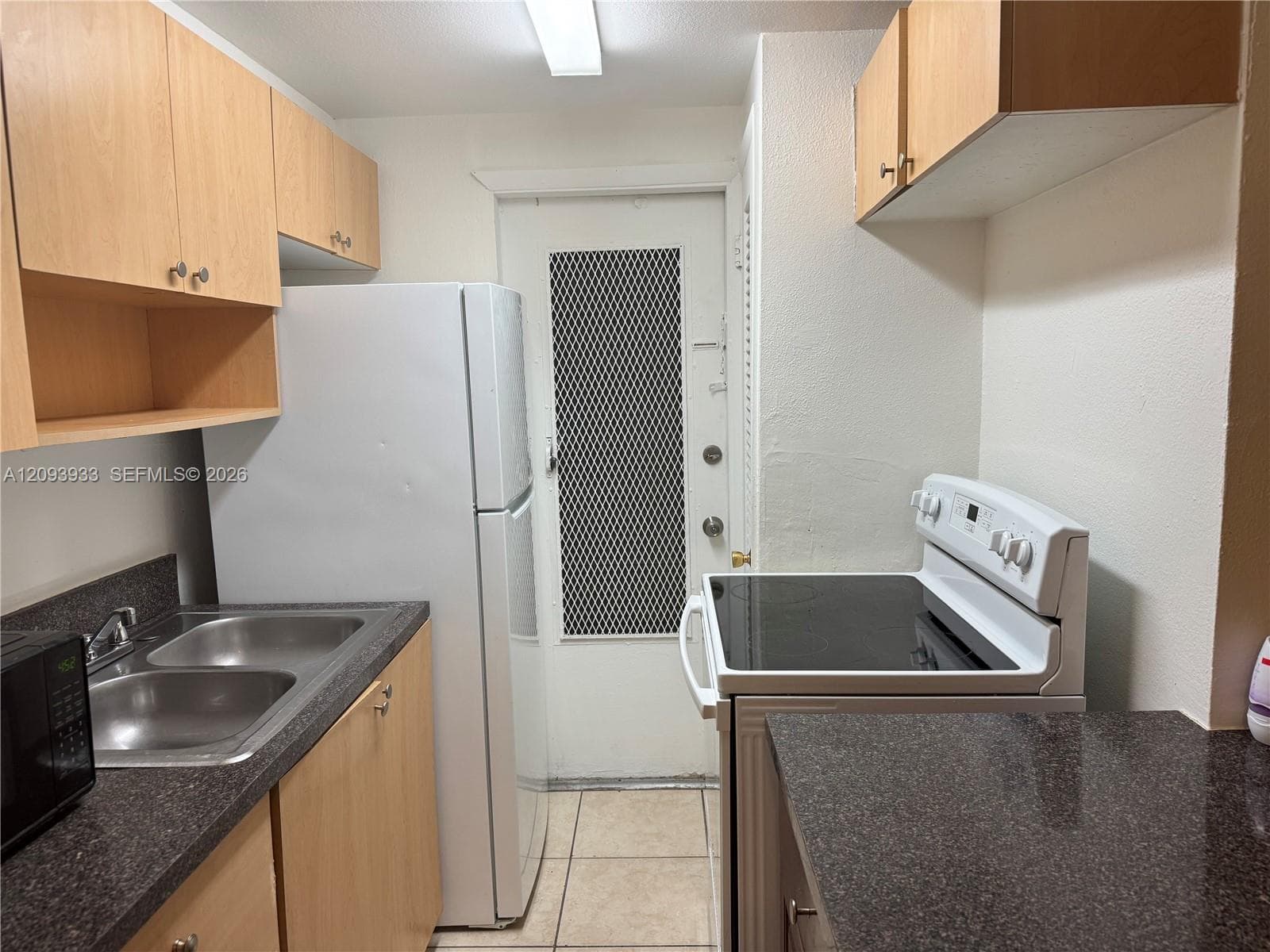 THE PALMS 51 CONDO · #A2 in North Miami Beach - Photo 17