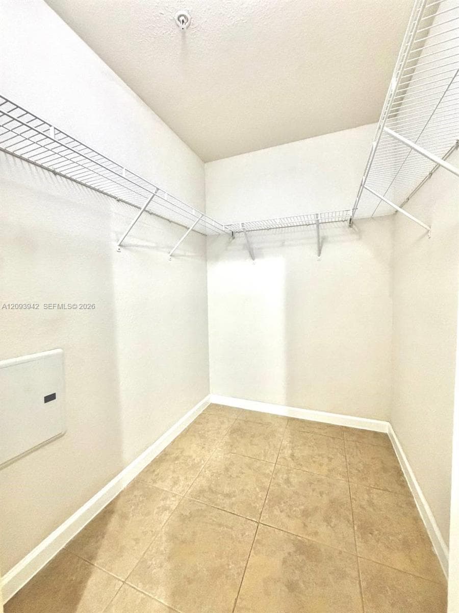 CHAMBERS LAND COMPANY SUB · #208 in Hialeah - Photo 9