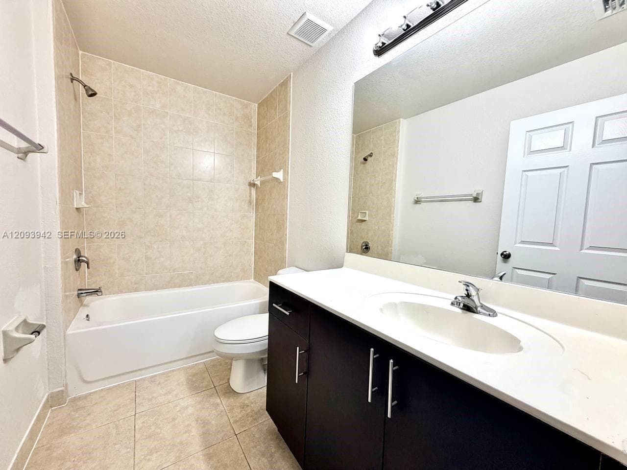 CHAMBERS LAND COMPANY SUB · #208 in Hialeah - Photo 11