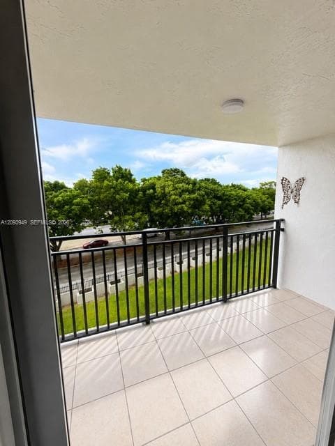 EL CONQUISTADOR NORTH CON · #409-G in Miami - Photo 6