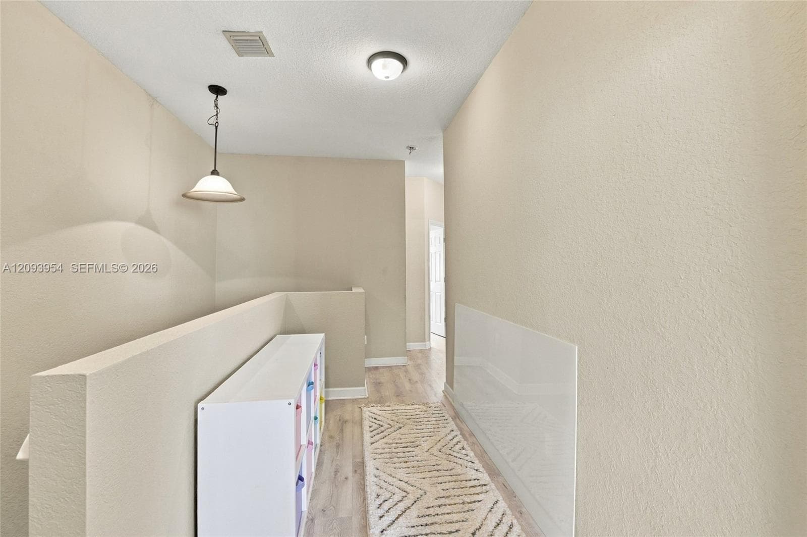 1025 NE 207th Ter photo 30