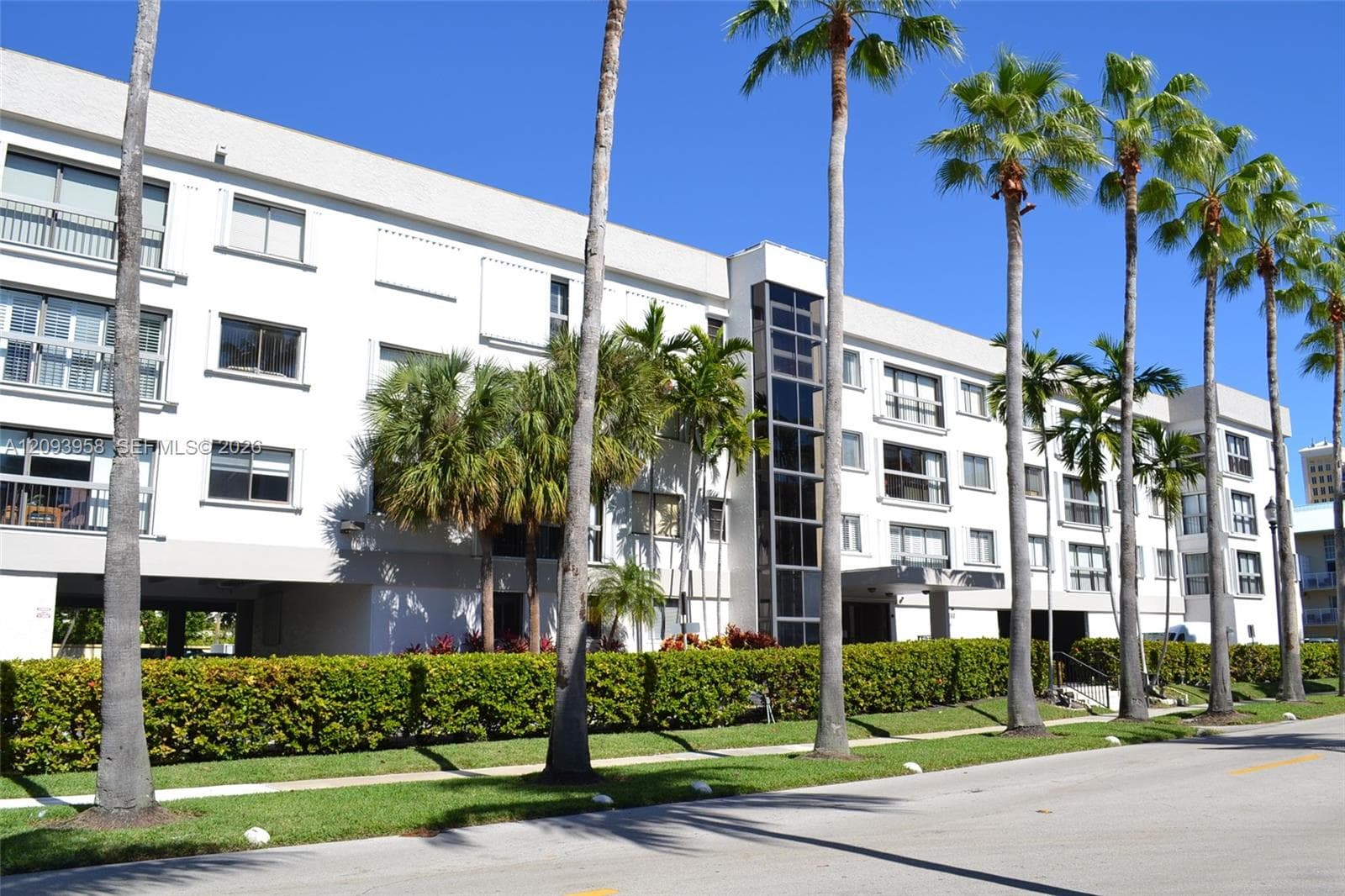 SOLIMAR CONDO OF KEY BISC · #4F in Key Biscayne - Photo 1