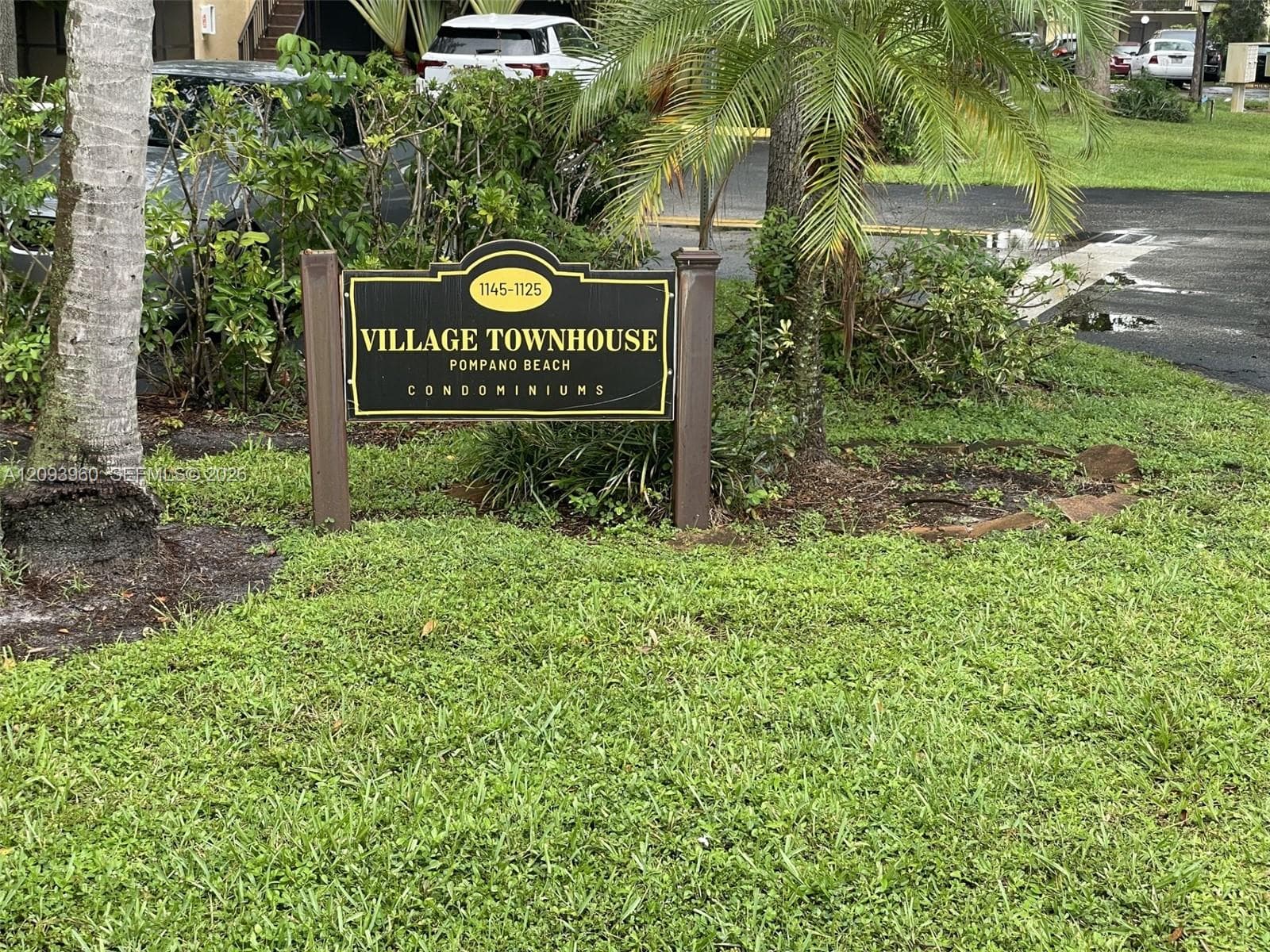 VILLAGE TOWNHOUSE-POMPANO · #501 in Pompano Beach - Photo 27