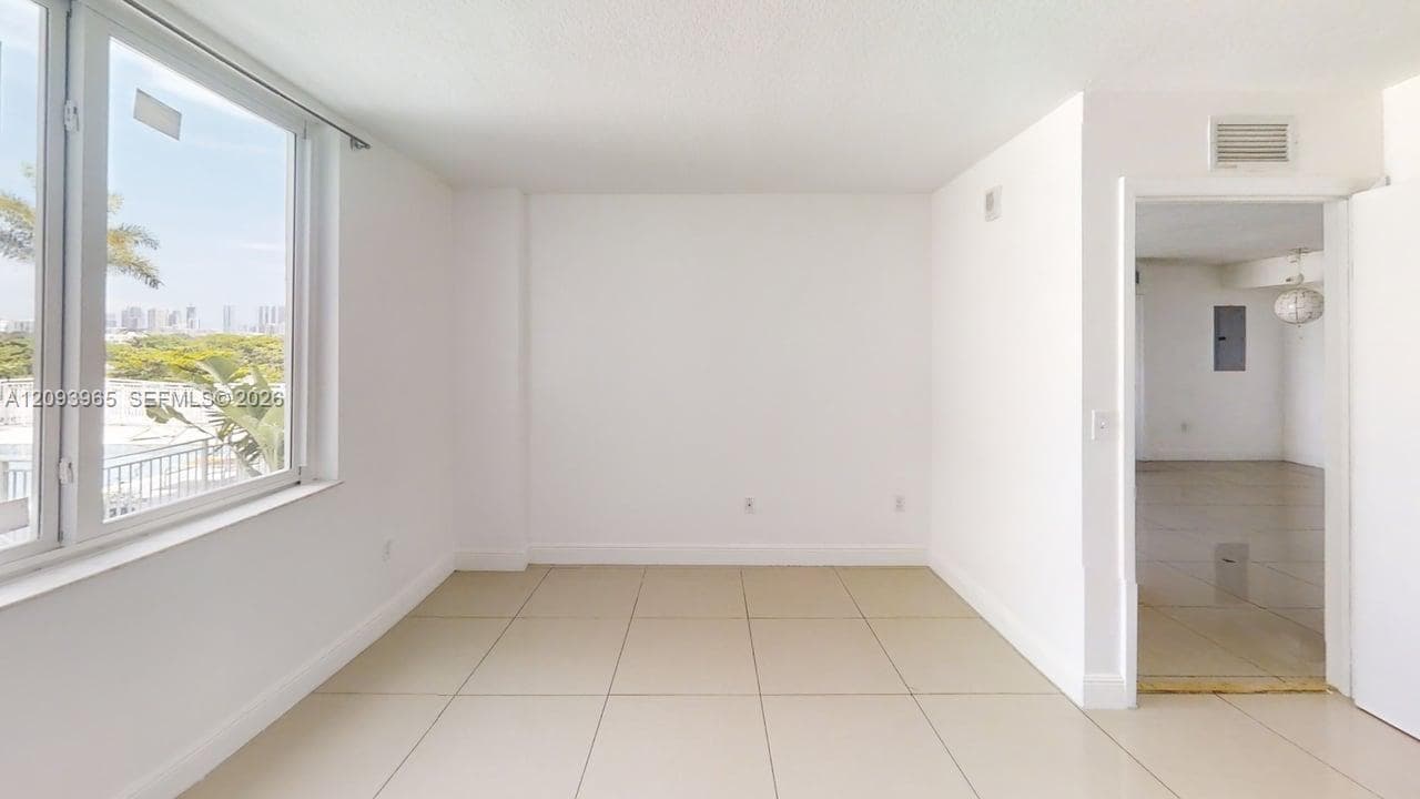 SAN LORENZO CONDO · #514 in Miami - Photo 7