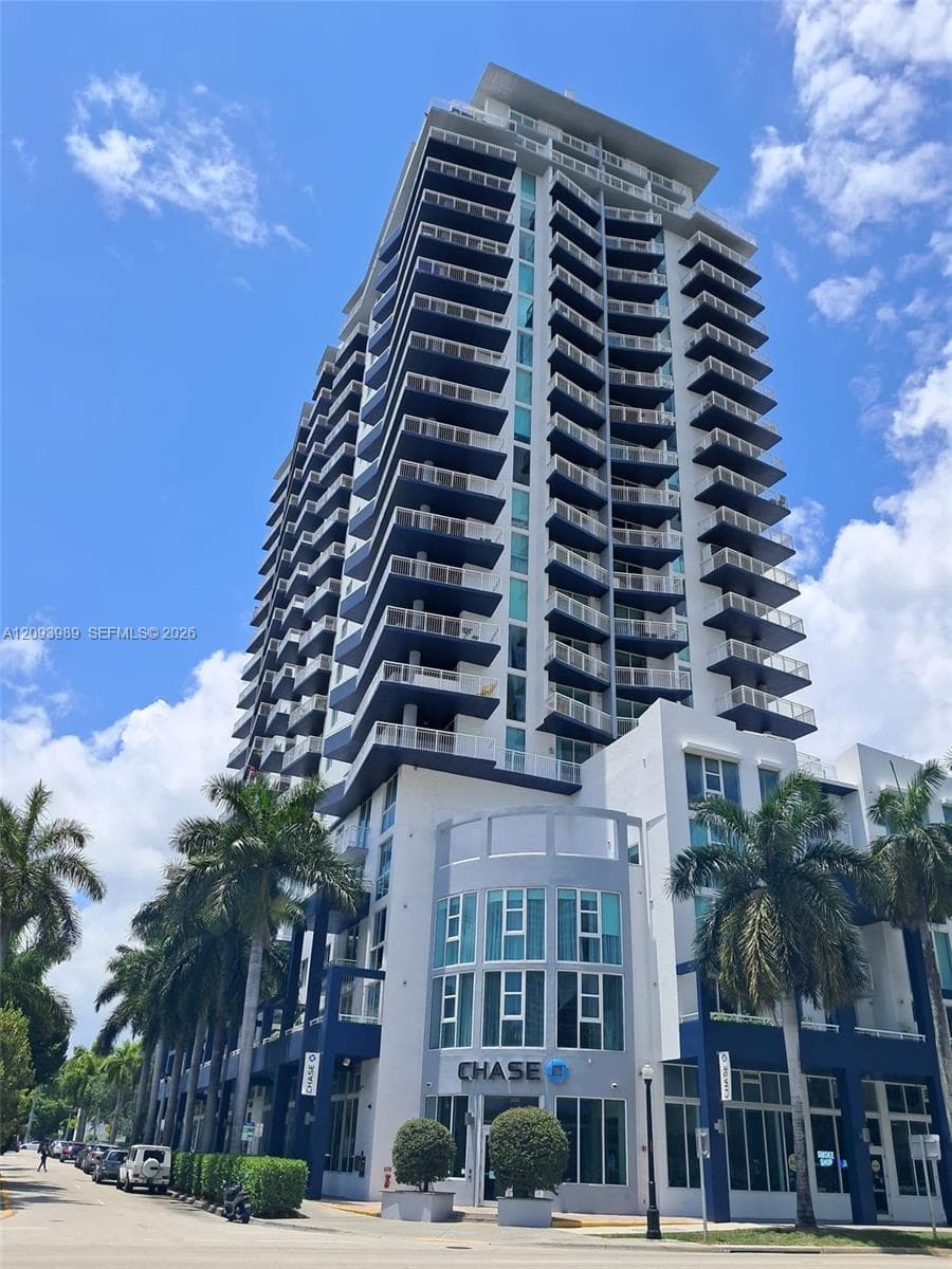 1800 Biscayne Plaza · #1409 in Miami - Photo 2
