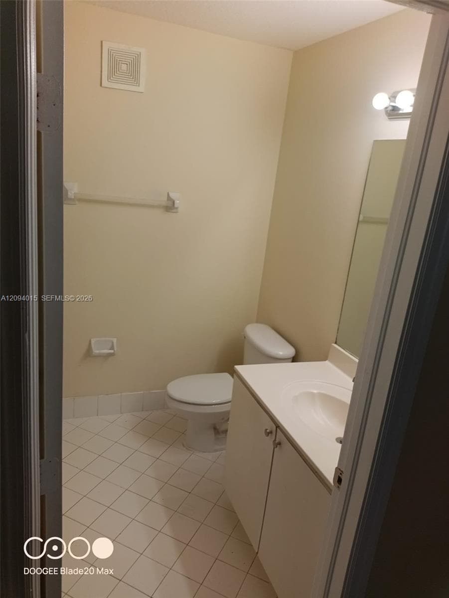 VENETIA GARDENS SOUTH CON · #206-30 in Homestead - Photo 12