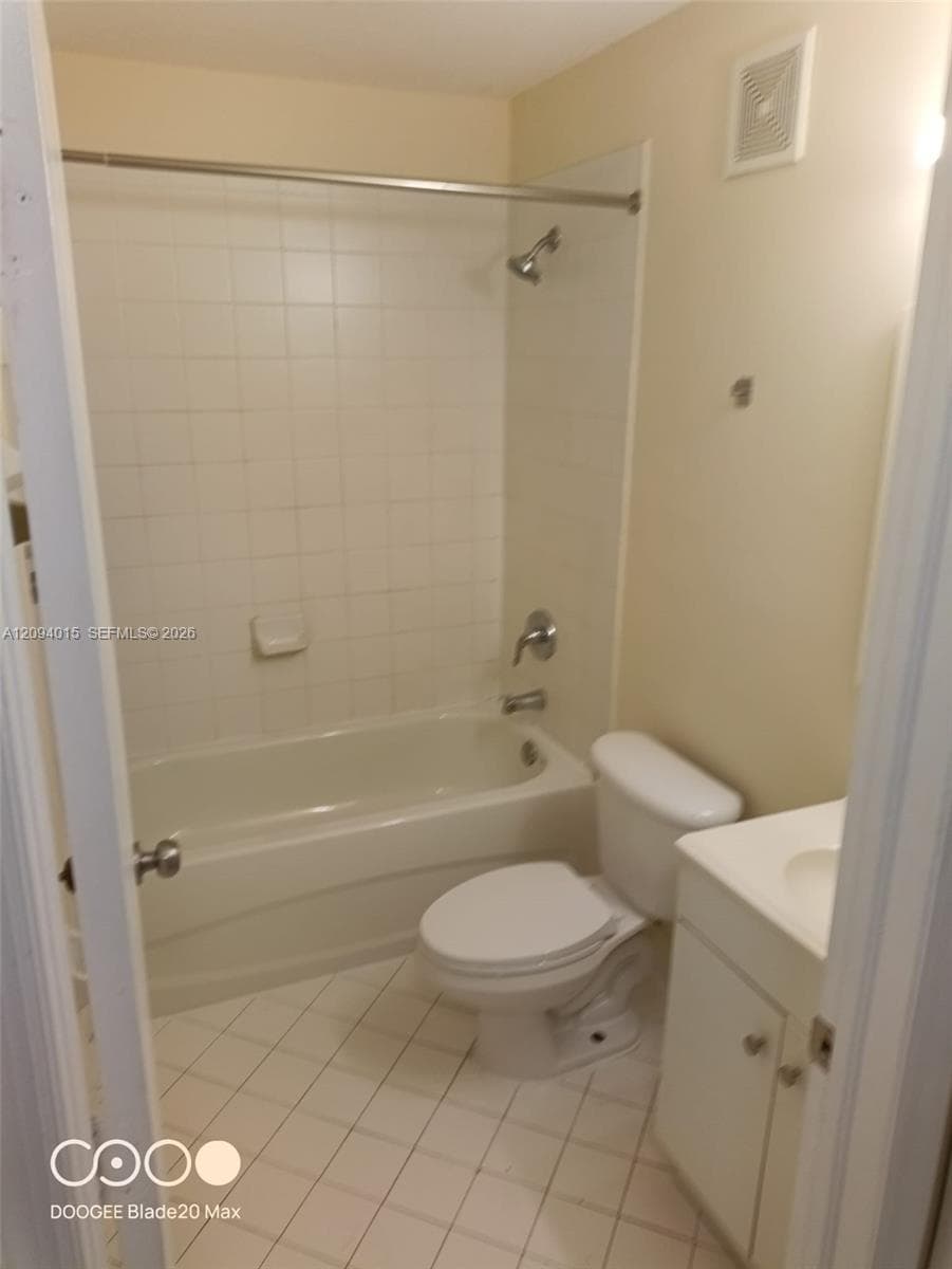 VENETIA GARDENS SOUTH CON · #206-30 in Homestead - Photo 7