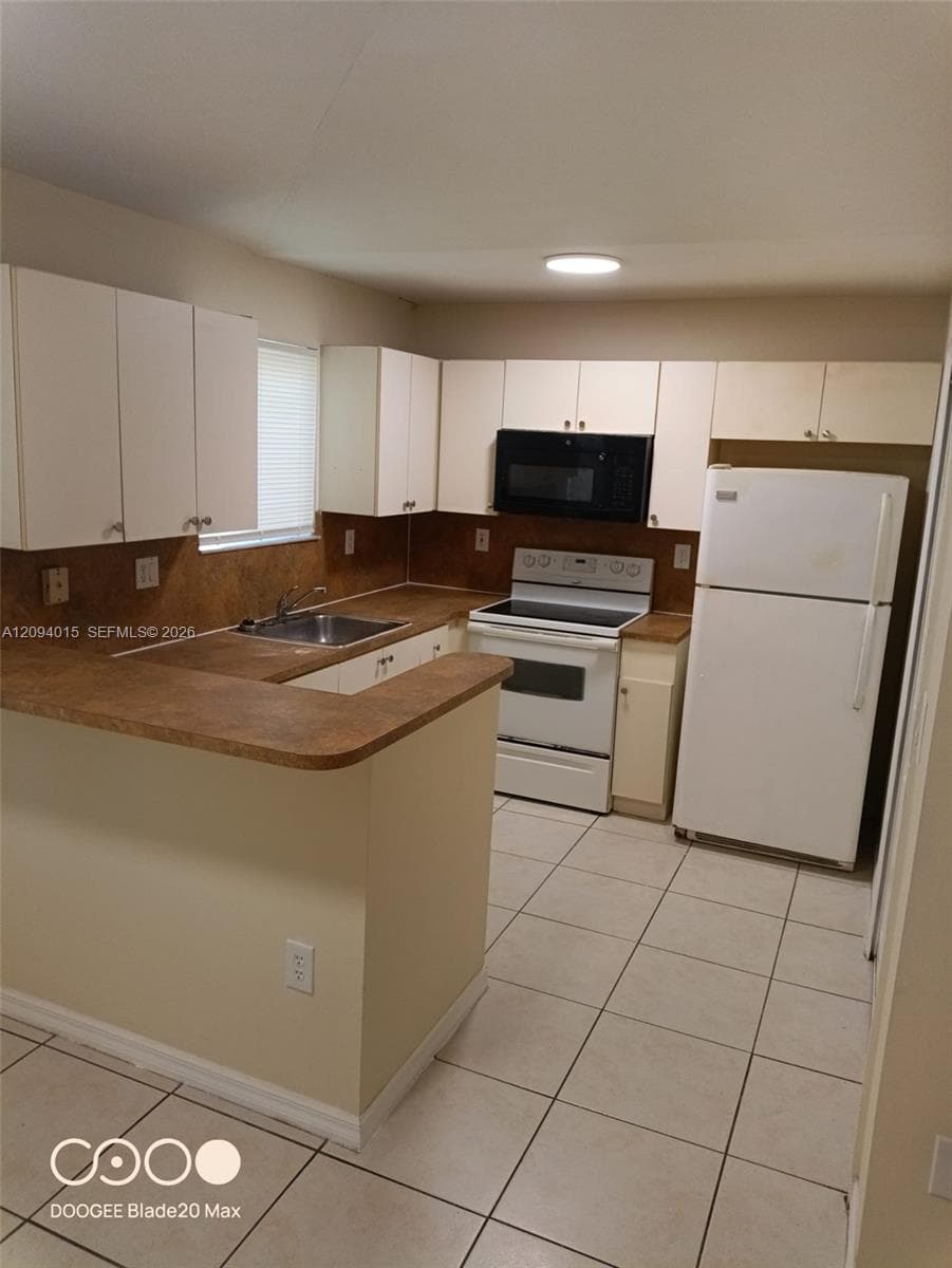 VENETIA GARDENS SOUTH CON · #206-30 in Homestead - Photo 3