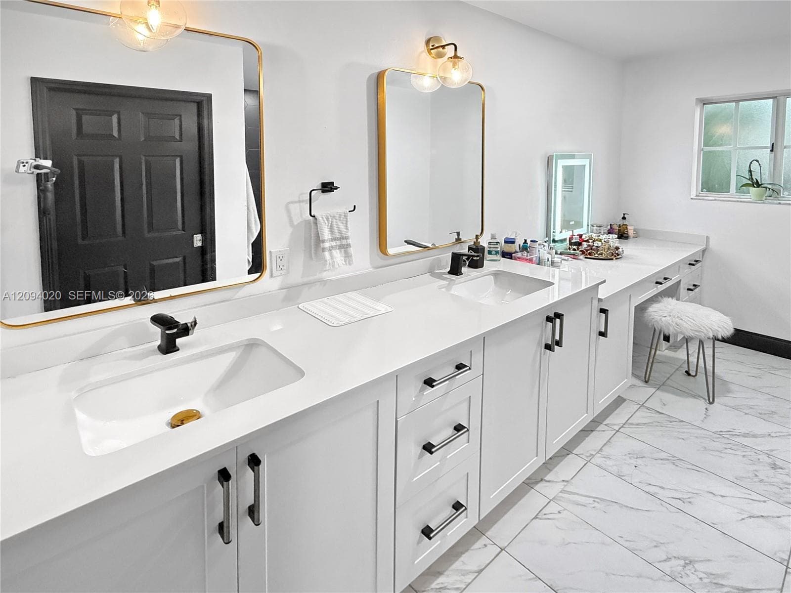 12061 SW 135th Ter photo 14
