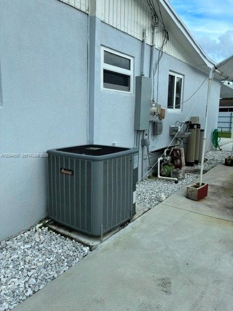 2310 NW 175th St photo 23