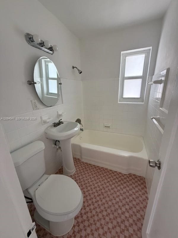 2471 Dewey St photo 20
