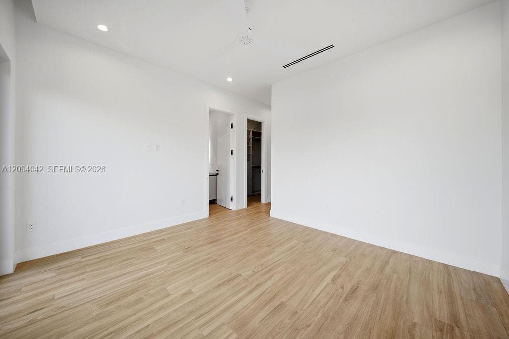 1332 NE 16th Ter photo 55