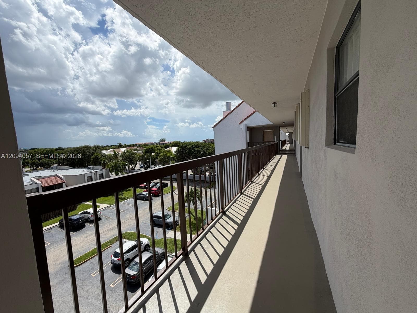 LAS BRISAS VILLAGE CONDO · #4-507 in Miami - Photo 3