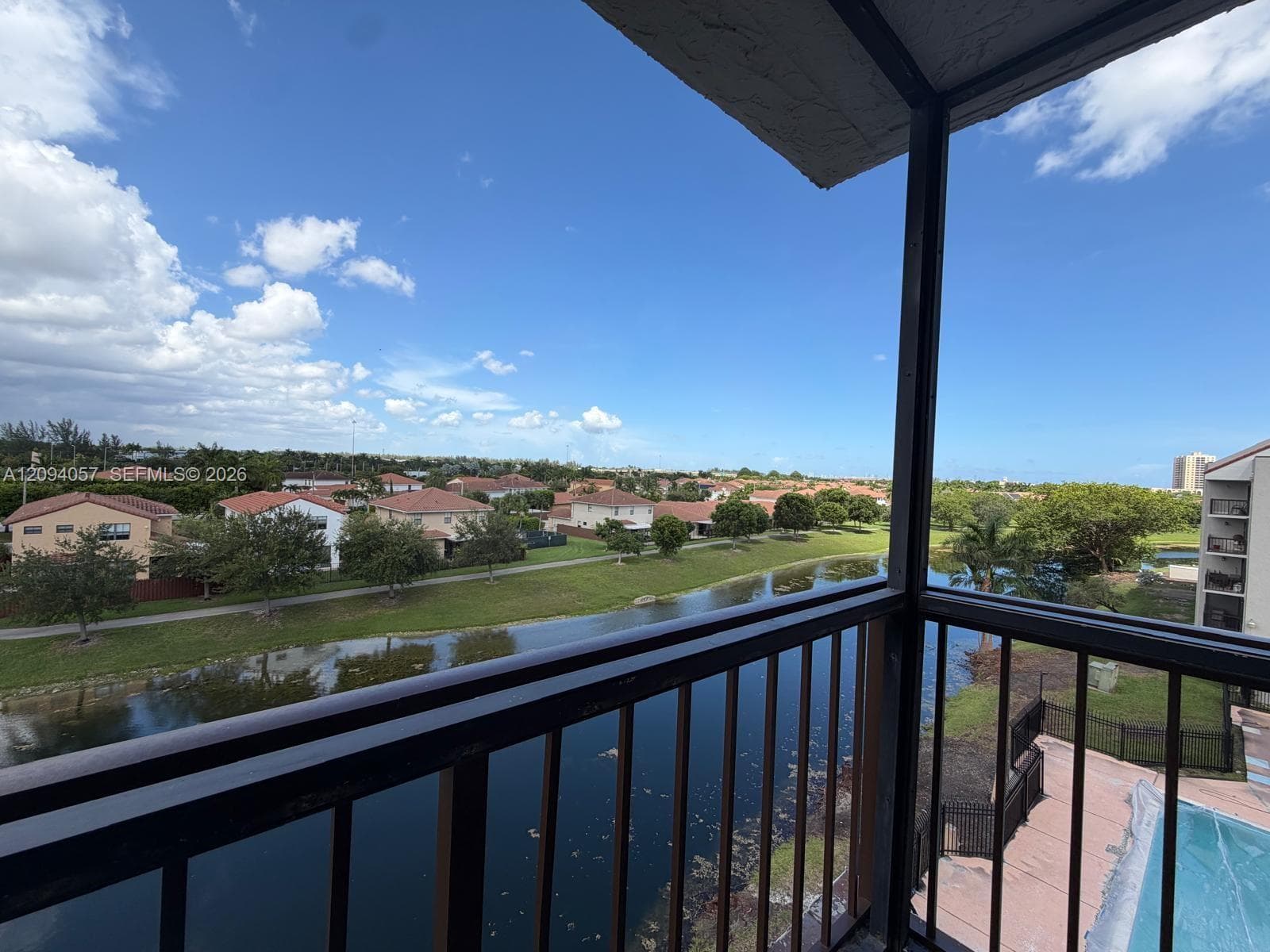 LAS BRISAS VILLAGE CONDO · #4-507 in Miami - Photo 4