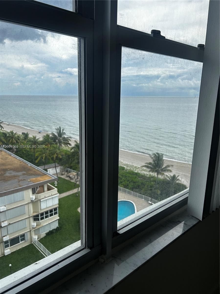 HEMISPHERES CONDO · #9K in Hallandale Beach - Photo 12