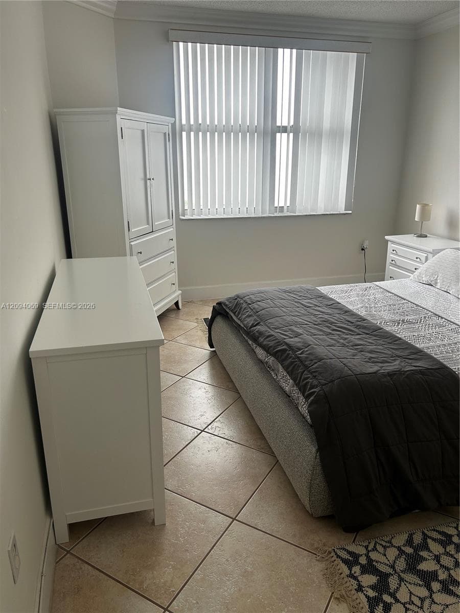 HEMISPHERES CONDO · #9K in Hallandale Beach - Photo 9