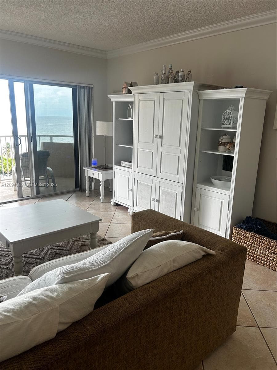 HEMISPHERES CONDO · #9K in Hallandale Beach - Photo 4