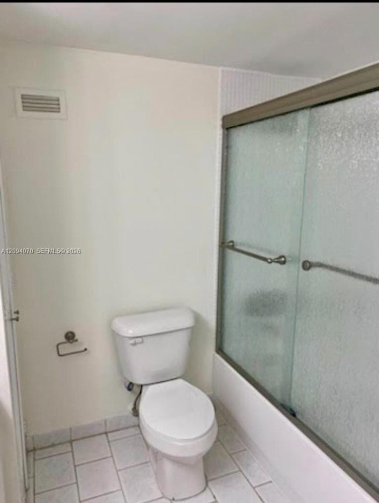 Golden Sails Condo · #E4 in Hallandale Beach - Photo 7