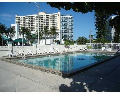 NO BAY WHITE HOUSE NO 3 C · #C107 in North Bay Village - Photo 8